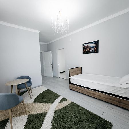 Hotel Utes Kaji-Say ภายนอก รูปภาพ