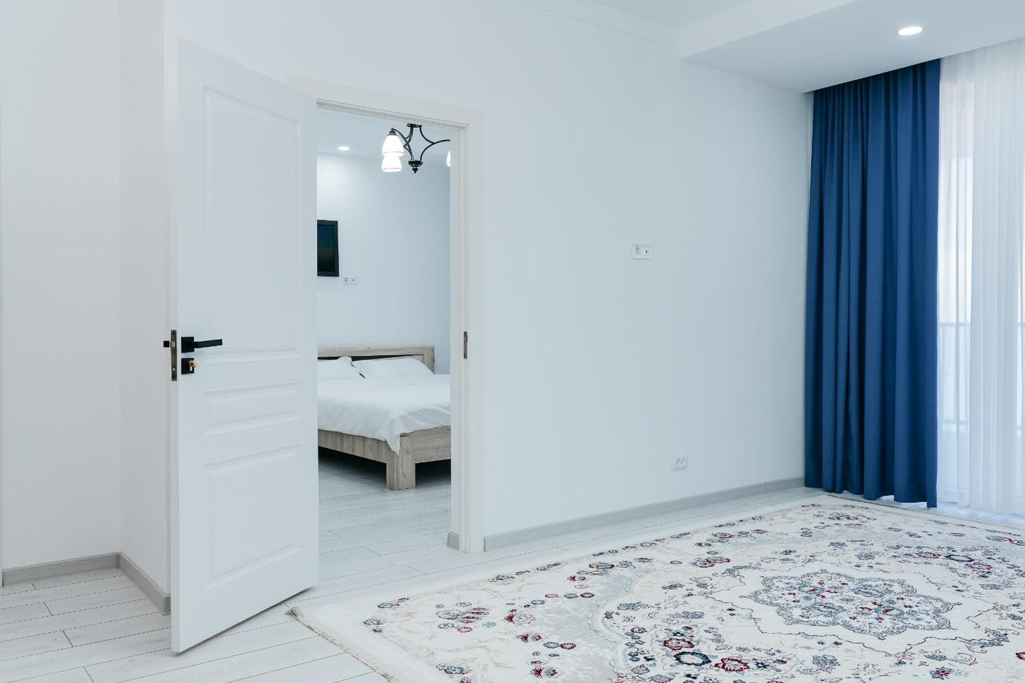 Hotel Utes Kaji-Say ภายนอก รูปภาพ